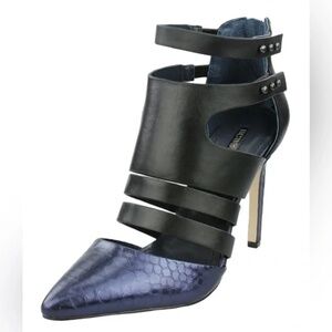 BCBGeneration Snakeskin Pointed Heels- Strappy Zipper Back Pumps 8.5 Black/Blue